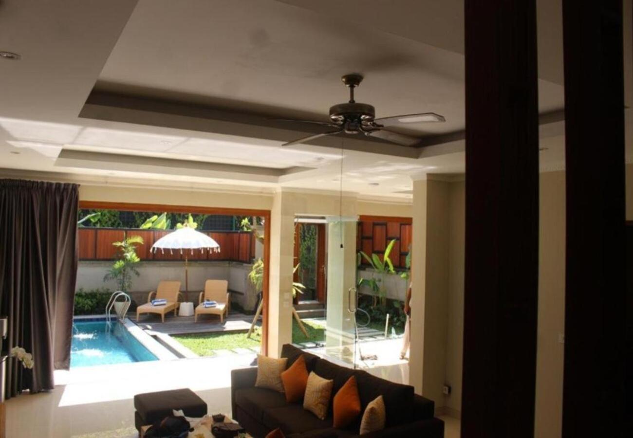 Kubu Gwk Villa Джимбаран Экстерьер фото